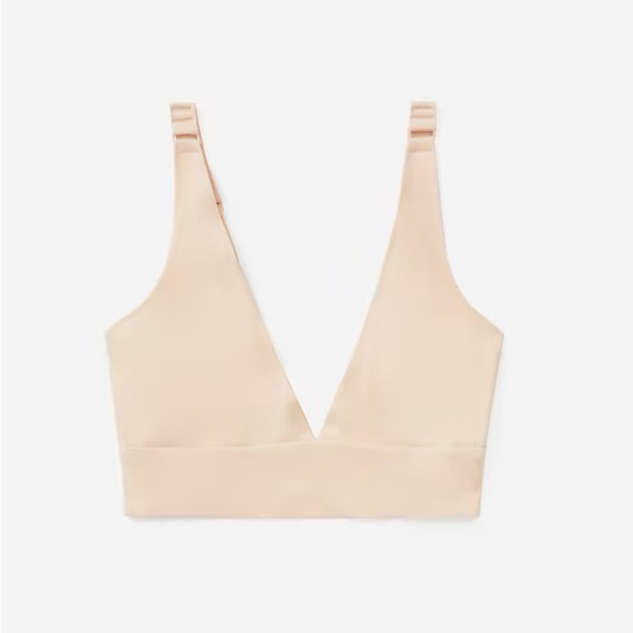 46EG.- The Invisible Bra. - Picture 5 of 7